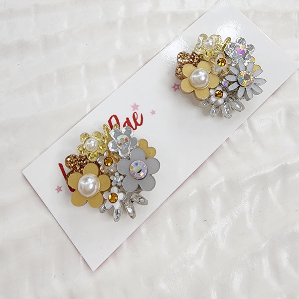 Flower Bouquet Stud Earrings - 014