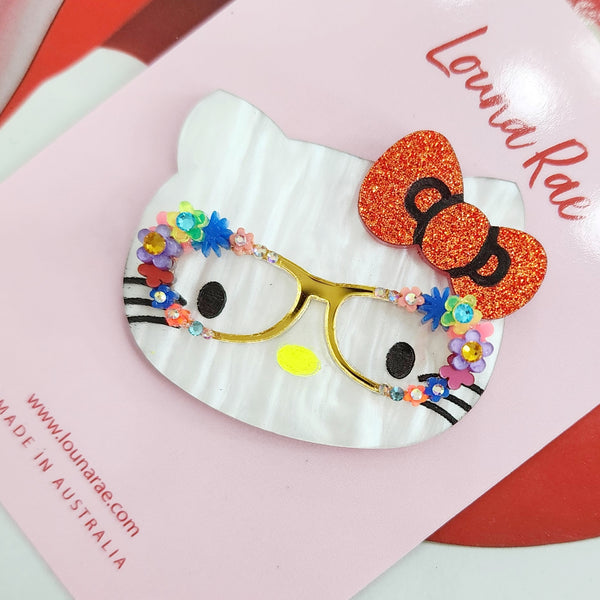 Hello Kitty With Glasses Brooch