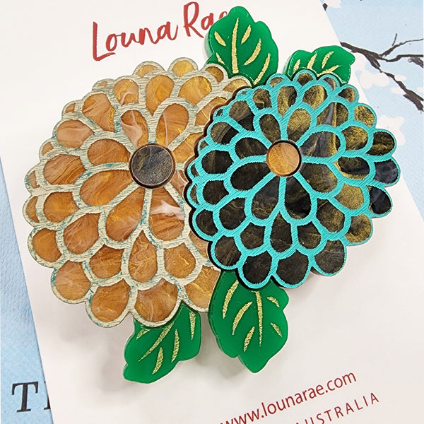 Kana Brooch - 007