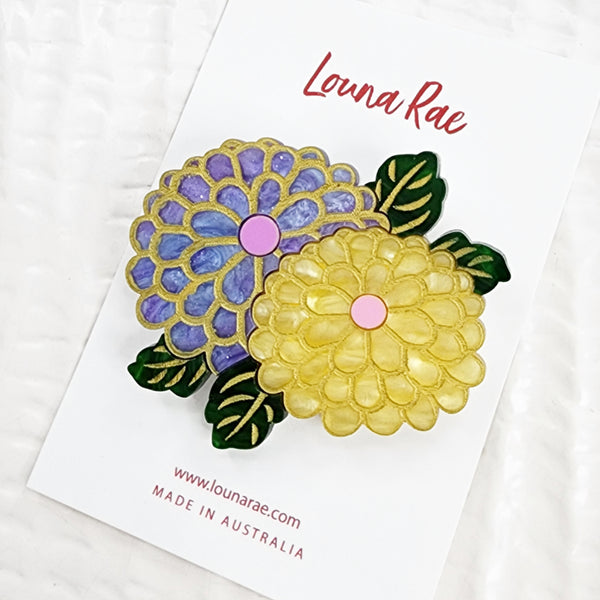 Kana Brooch - 010