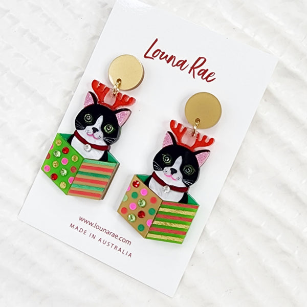 Christmas Cat in a Box Dangle Earrings
