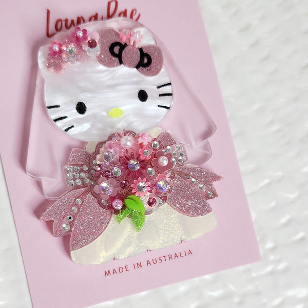 HK Bride Brooch