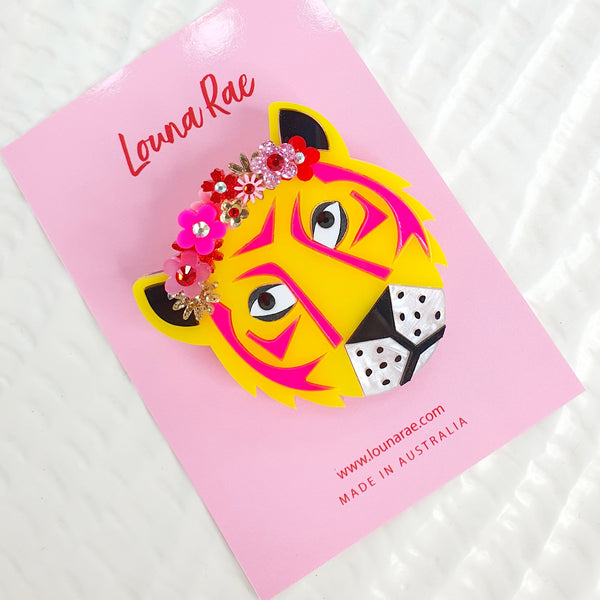 Tiger Mum Brooch